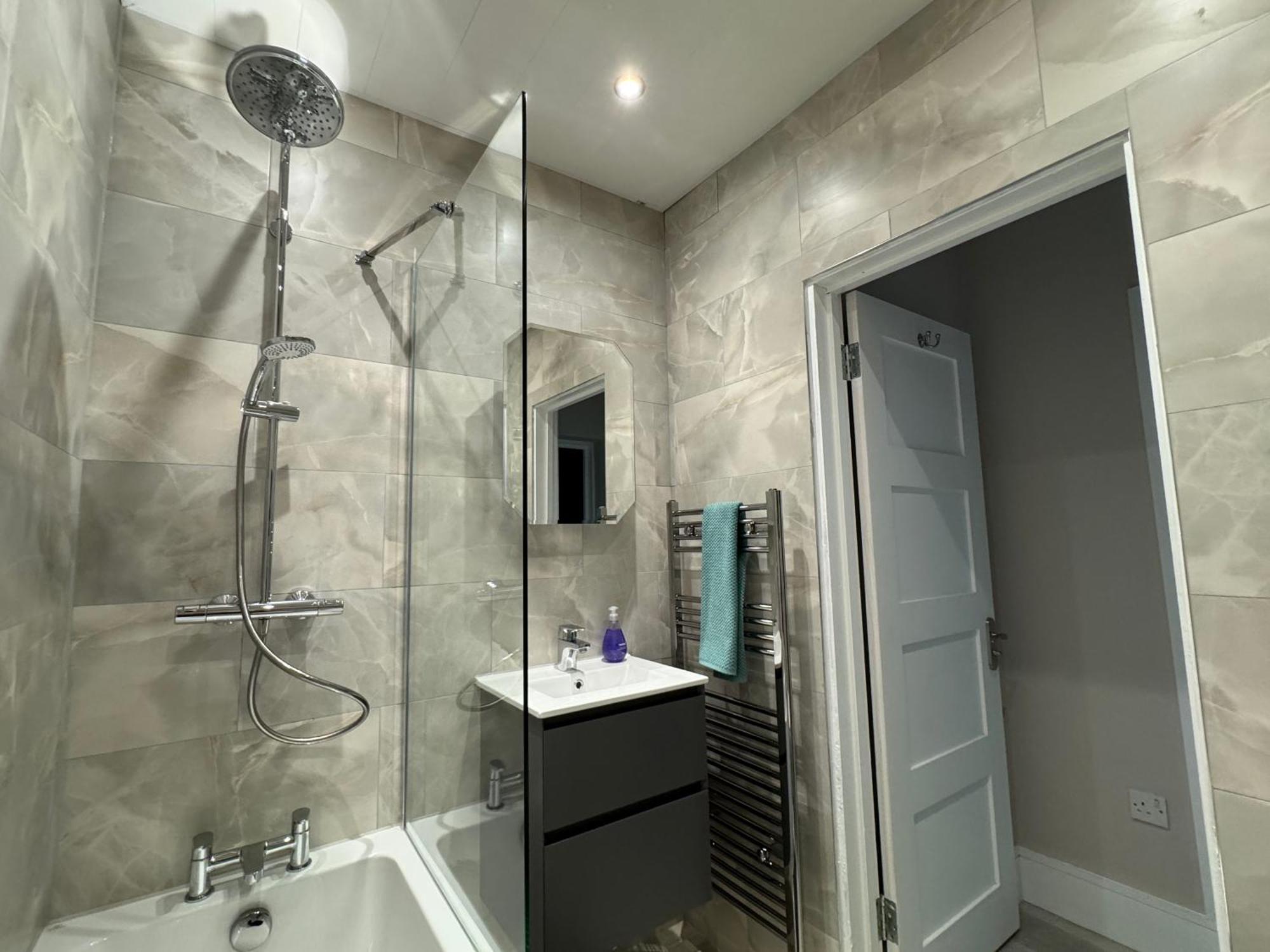 1 Bedroom Luxury *