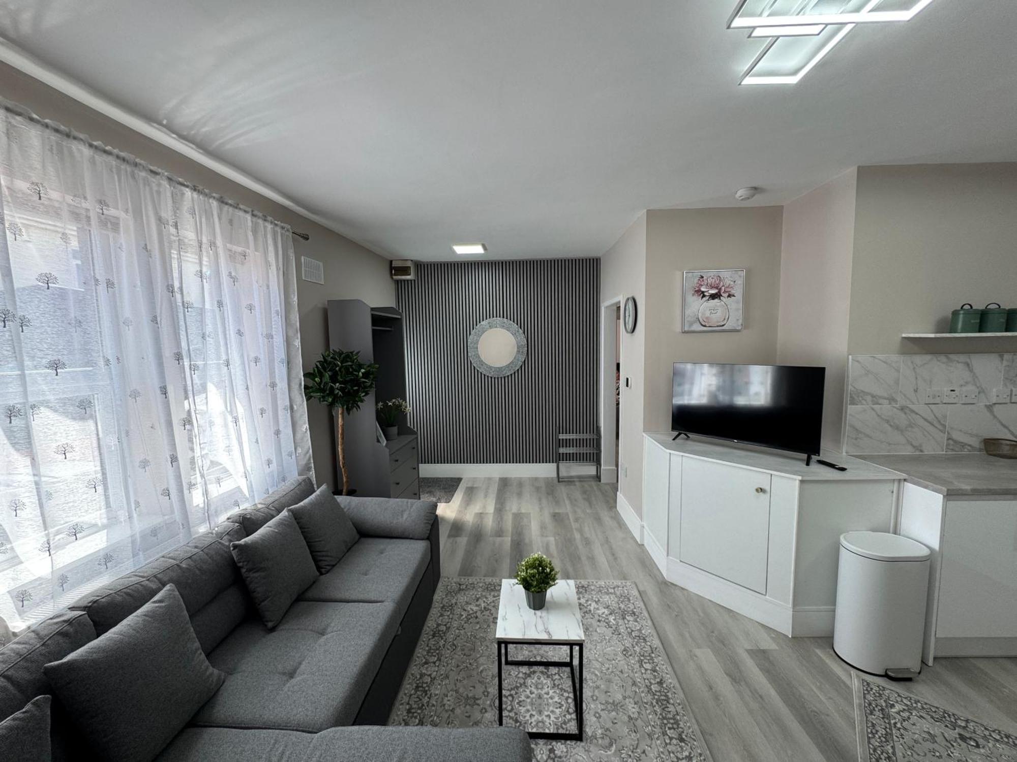 1 Bedroom Luxury Apartment Bristol