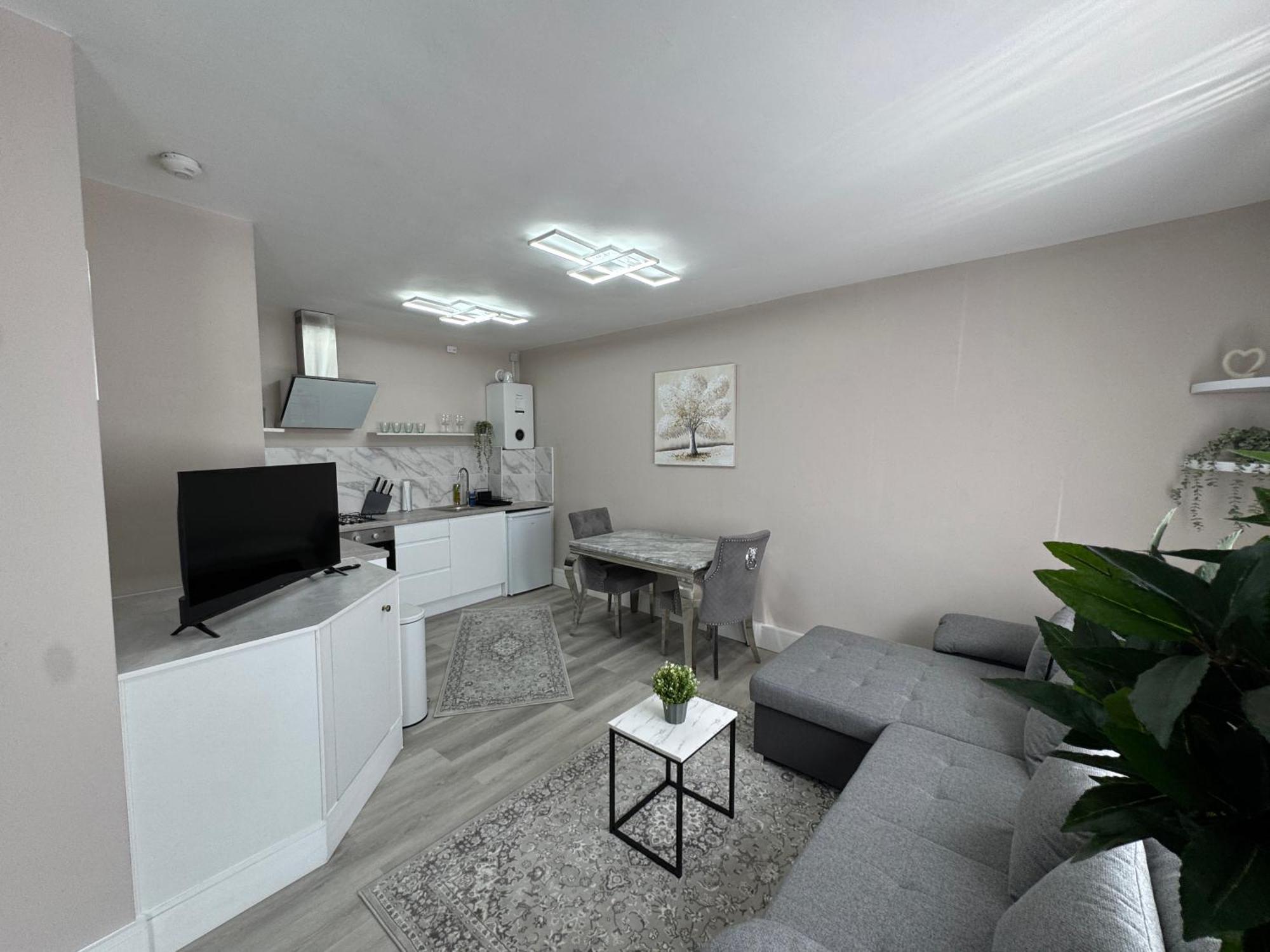 1 Bedroom Luxury *